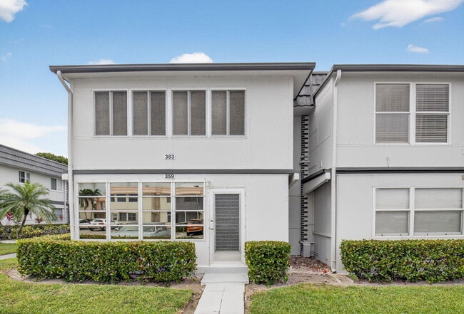 Building Photo - 359 Saxony Trail