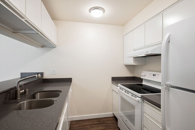 Interior Photo - Daniels Apartments