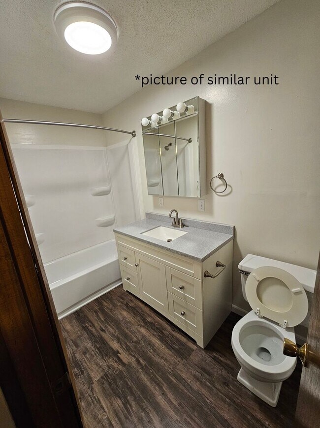 Building Photo - 1BR/1BA East Campus - Short Distance to Campus!!