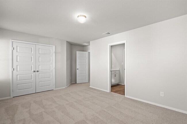 Building Photo - 2713 Towy Rd