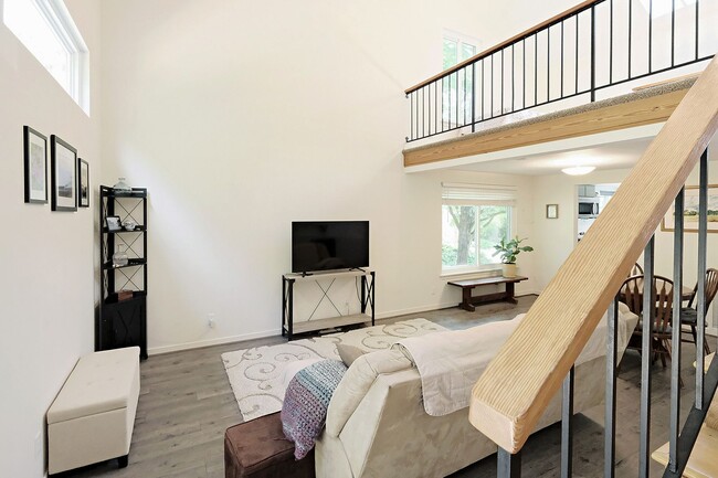 Building Photo - End-Unit Stonehenge Townhome With Loft & Private Deck