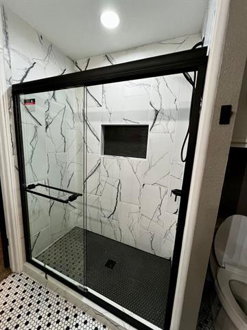 Building Photo - 4649 Oak Knoll St