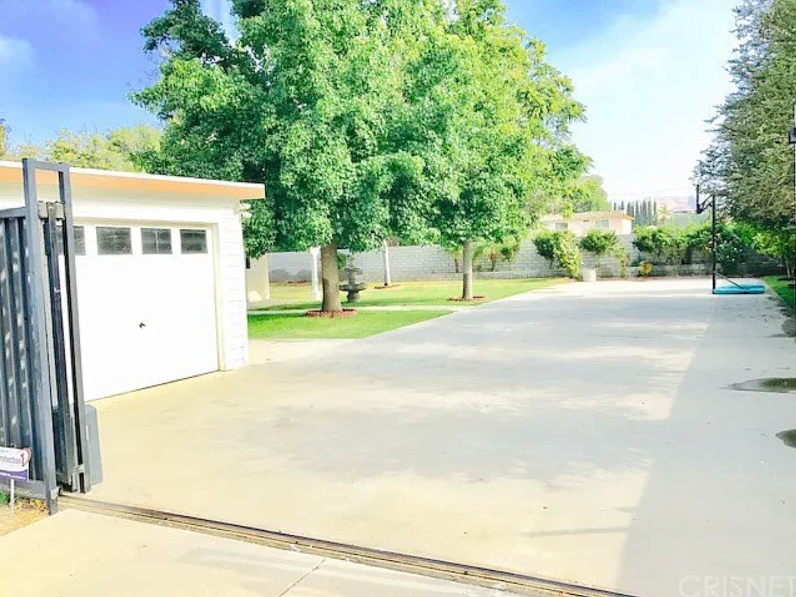 Building Photo - 4735 Adam Rd