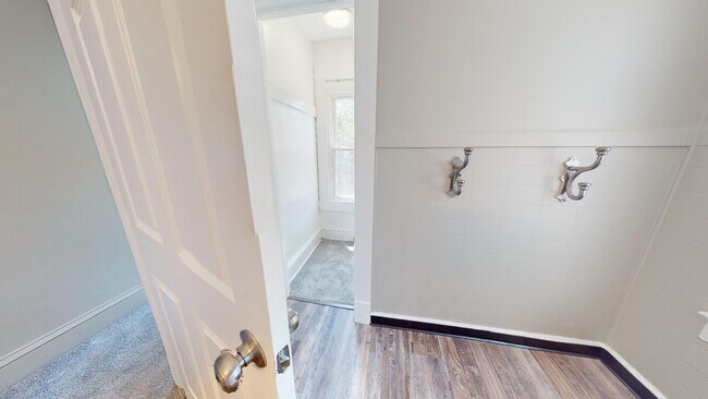 Building Photo - Brooklyn Center - 3 Bedroom Single Family ...