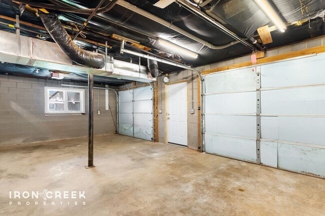 Building Photo - 448 Upper Grassy Branch Rd