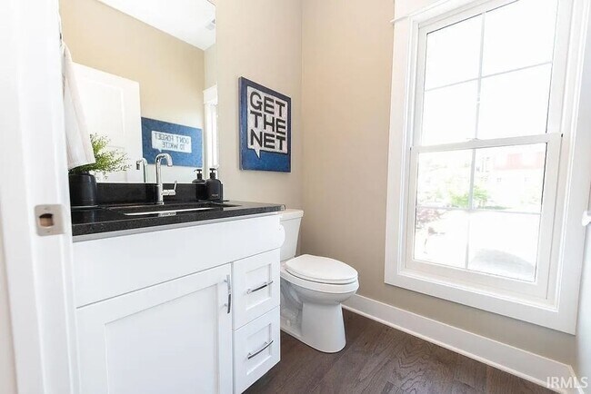 Building Photo - Brand New Townhome in Renwick across from ...