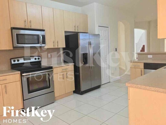 Building Photo - 11912 SW 126th Ln