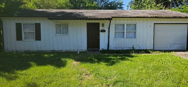 Primary Photo - 9507 E 39th Pl