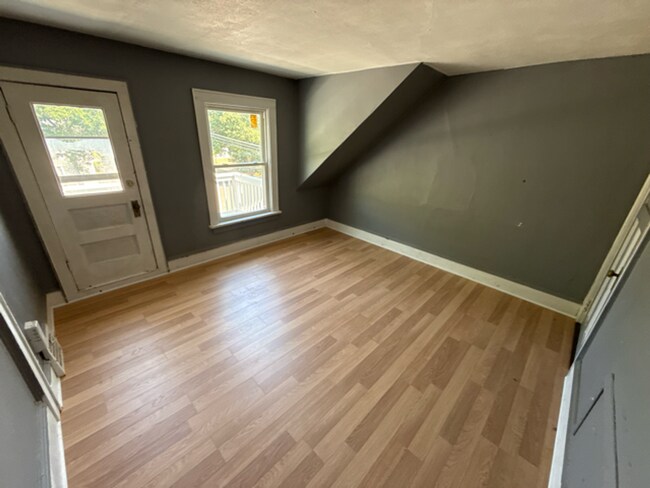 Building Photo - 3201 N 39th St