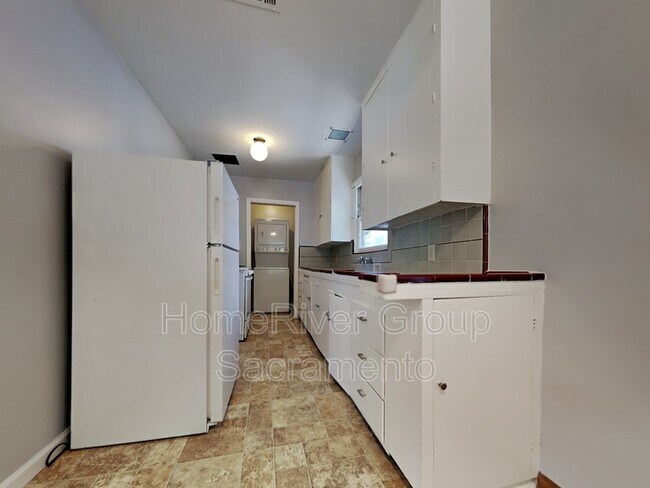 Building Photo - 2600 28th St