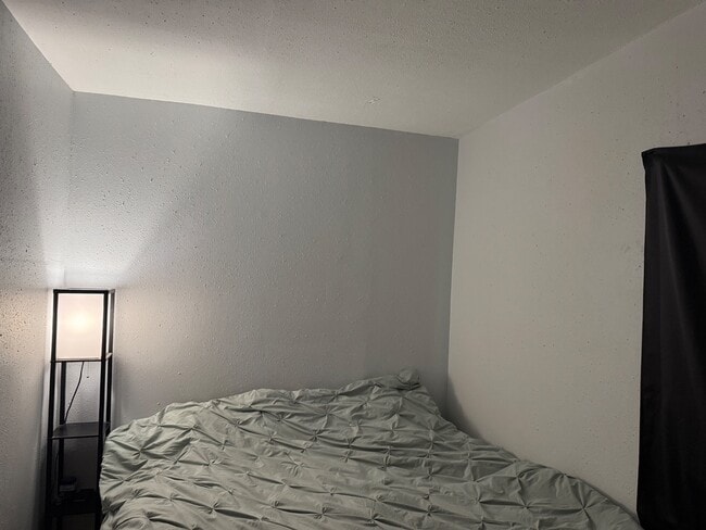 Building Photo - 526 Liberty St