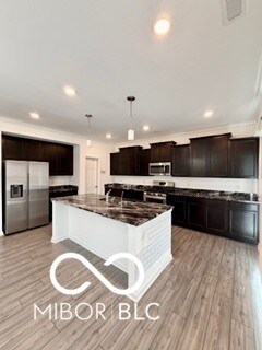 Building Photo - 1105 Bent Br Ln