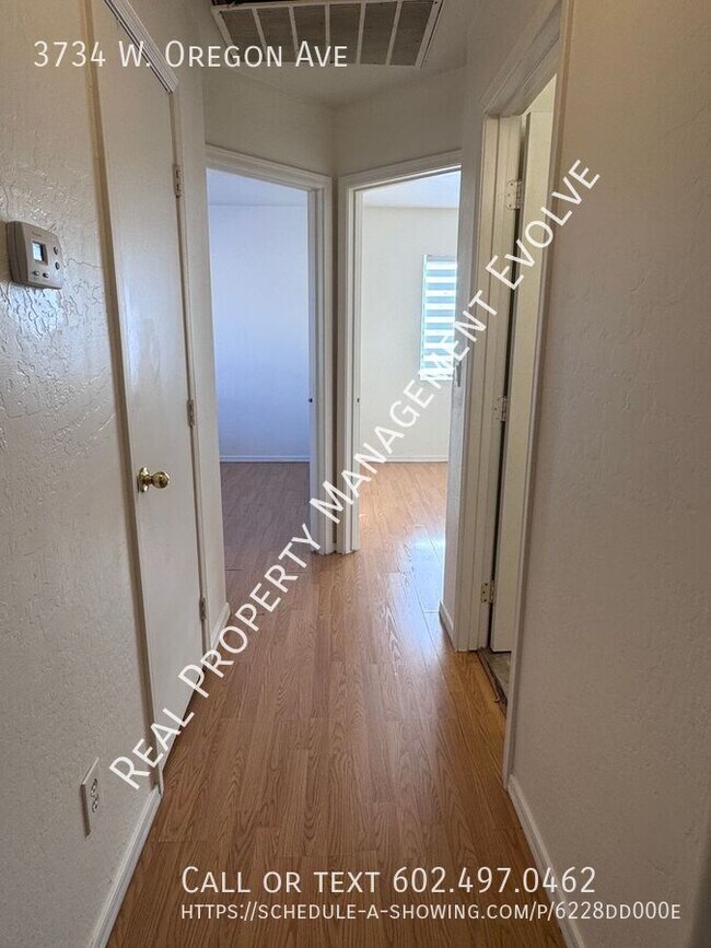 Building Photo - 3734 W Oregon Ave