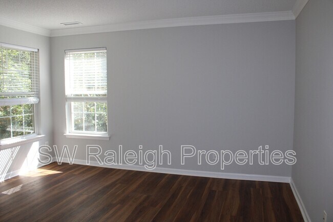Building Photo - 312 Evening Star Dr