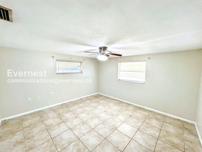 Building Photo - 3438 Monticello St