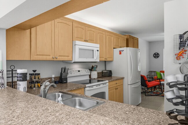 Building Photo - 1330 Yesica Ann Cir