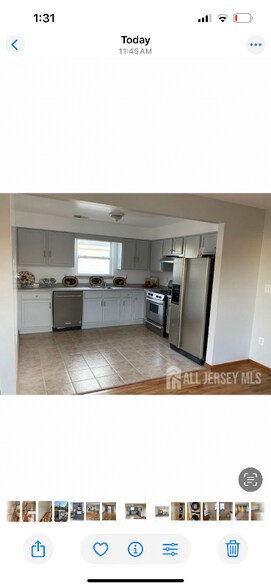 Building Photo - 817 Jackson Ave