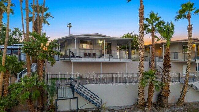 Building Photo - 437 Riverfront Dr