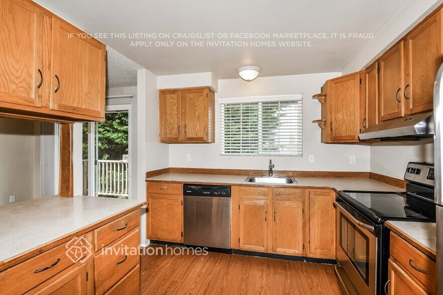 Building Photo - 5069 37th St NE