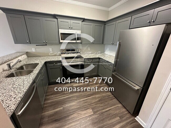 Building Photo - 107 Squarewood Ln NW