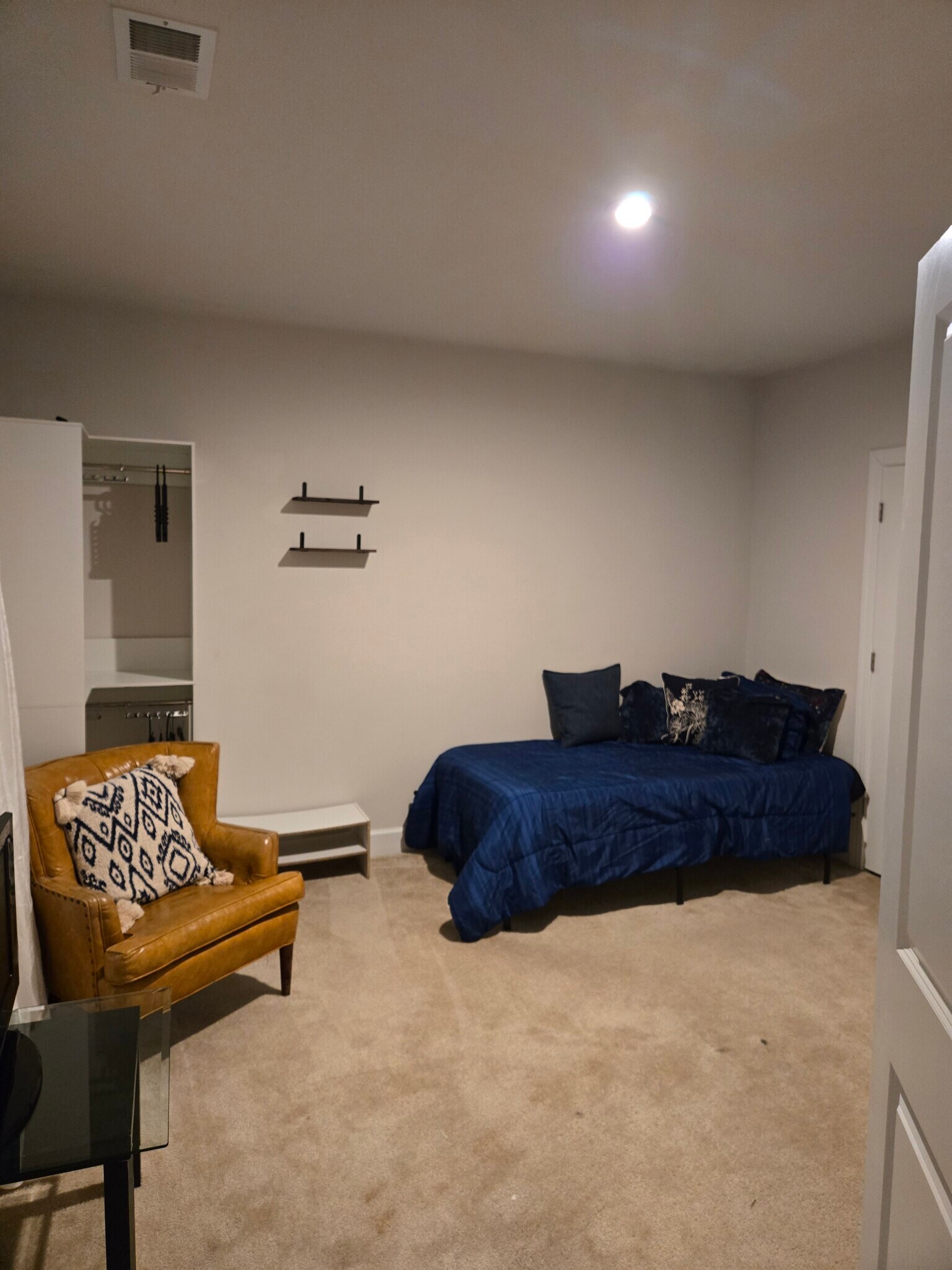 Building Photo - 10604 McCormick Farm Dr