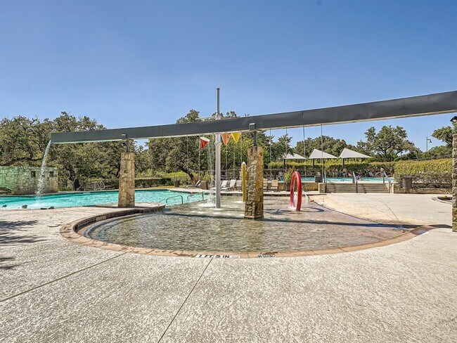 Building Photo - 334 Blazing Star Dr