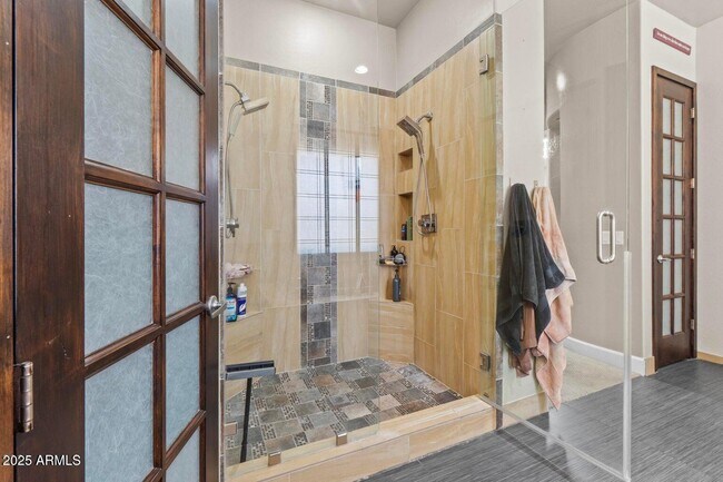 Building Photo - 2879 E Janelle Way