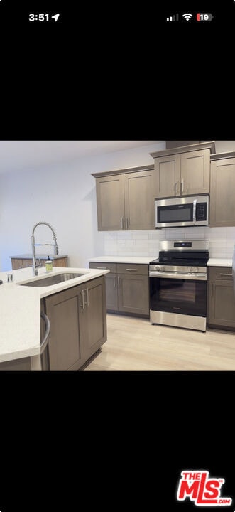 Building Photo - 8313 NE 134th Pl