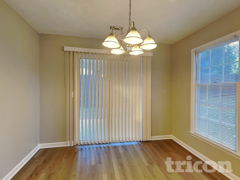 Building Photo - 1261 Appian Way