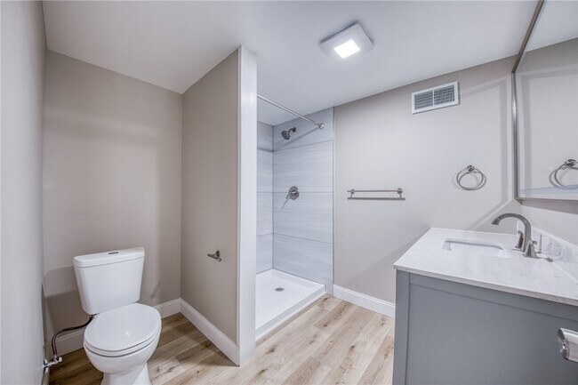 Building Photo - 2158 Reis Run Rd