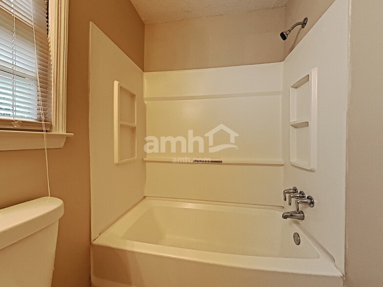 Building Photo - 5333 Muirwood Pl