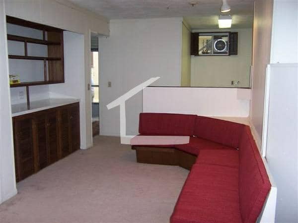Building Photo - 252 Summit Ave