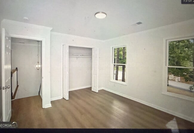 Building Photo - 401 Vardon Way