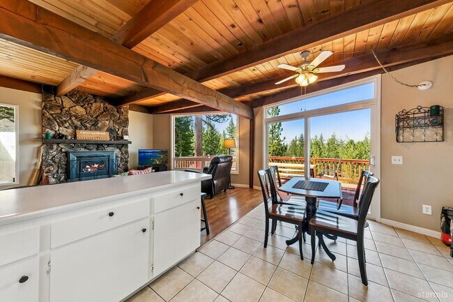 Building Photo - Single Family Home For Rent