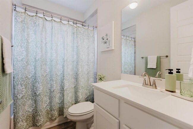 Building Photo - 1104 Lickety Ln