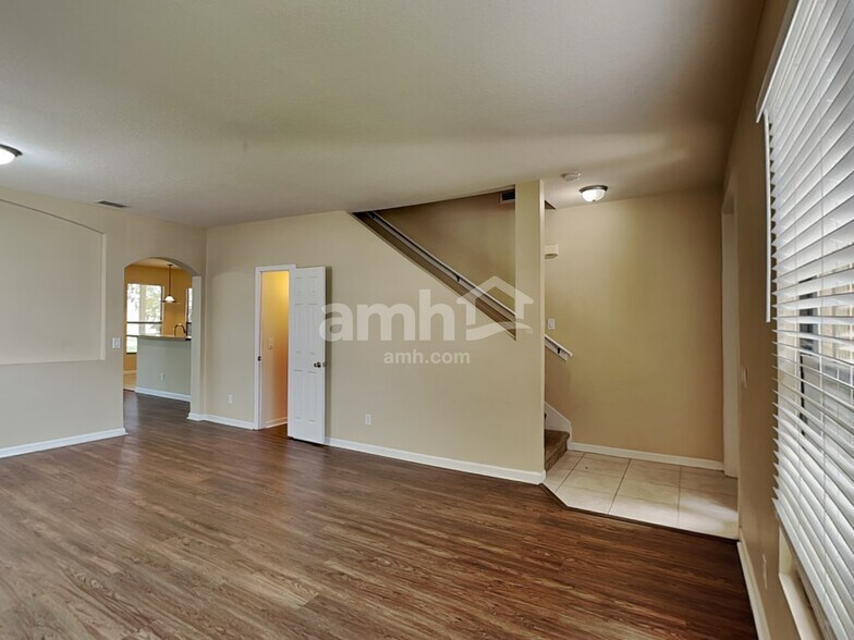 Building Photo - 1134 Serengeti Way
