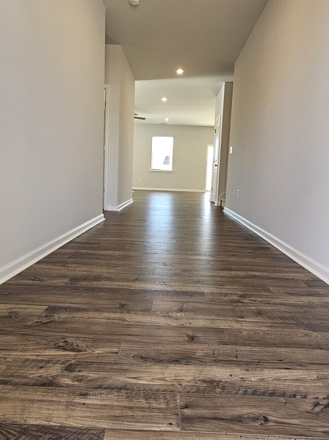 Building Photo - 1004 Maridian St