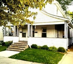 Building Photo - 416 2nd St