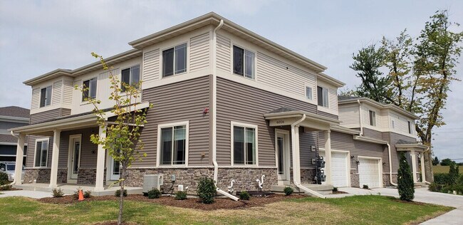 Building Photo - 6014 Driscoll Dr