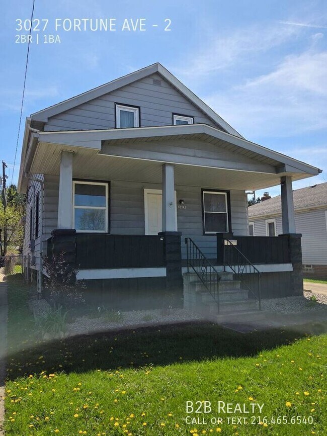 Building Photo - 3027 Fortune Ave