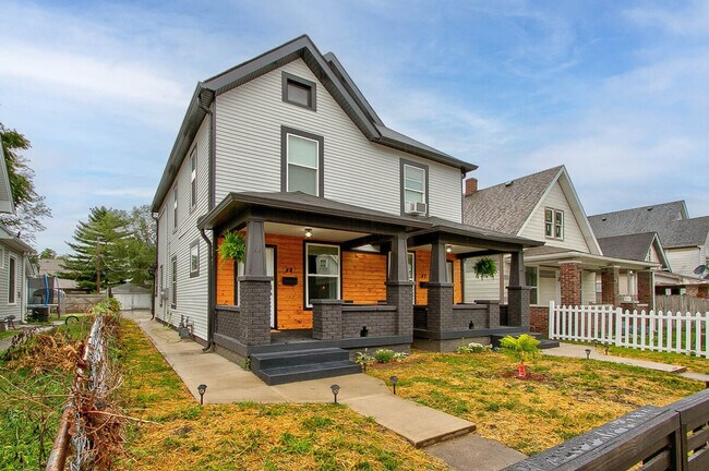 Building Photo - 42 S Holmes Ave