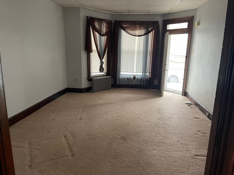 Building Photo - 428 Locust St