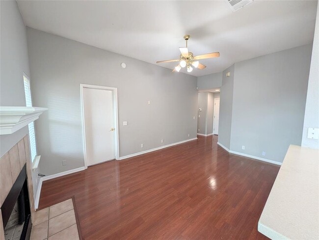 Building Photo - 15107 Nuttall Dr