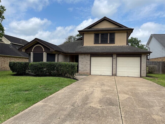 Building Photo - 3118 Redcliff Dr