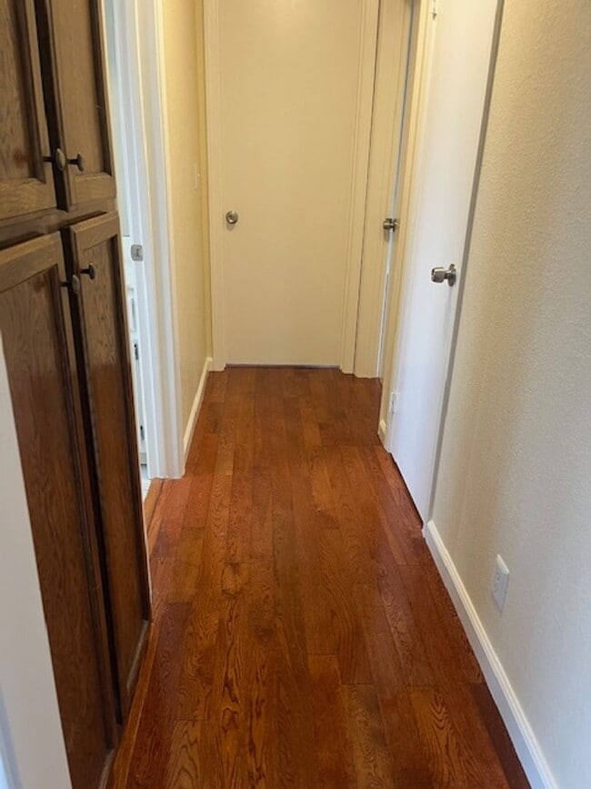 Building Photo - 14419 Outrigger Dr