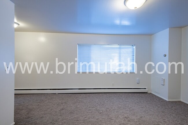 Building Photo - 243 S 600 E