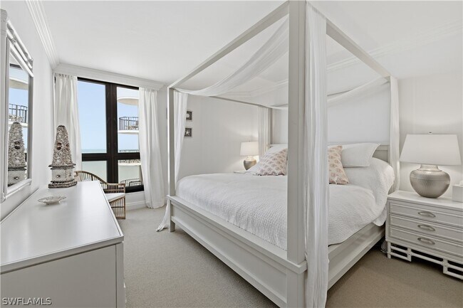 Building Photo - 3115 Gulf Shore Blvd N