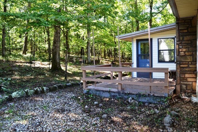 Building Photo - 6 Vilaseca Ln