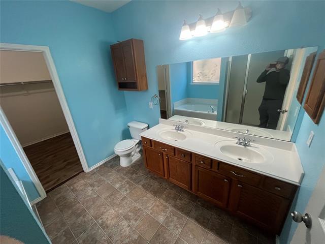 Building Photo - 10617 Highland Ridge Rd