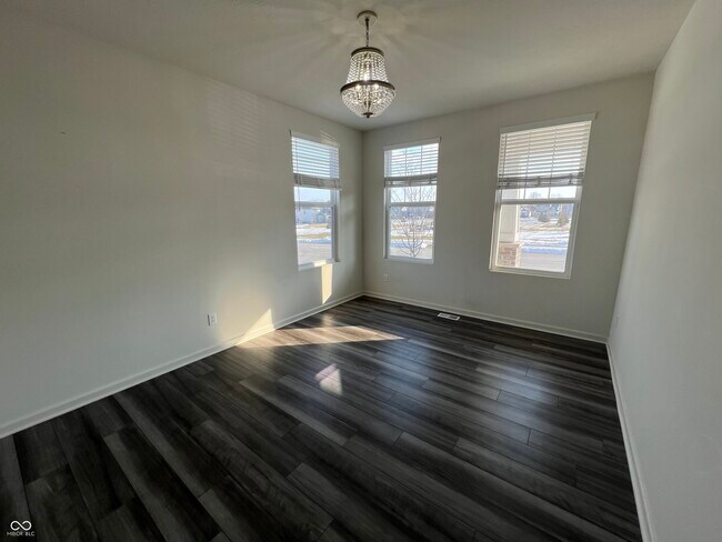 Building Photo - 5374 Noble Crossing Pkwy W